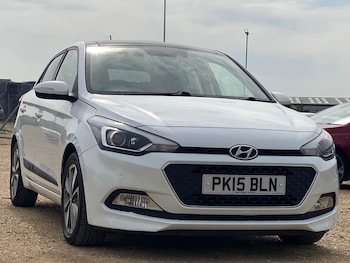 Used Hyundai i20 2015 for sale - 76626574: Photo