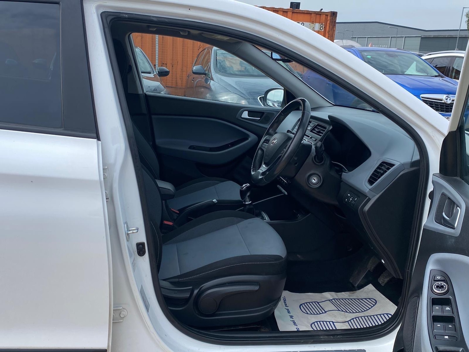 Used Hyundai i20 2015 for sale - 76626574: Photo 20