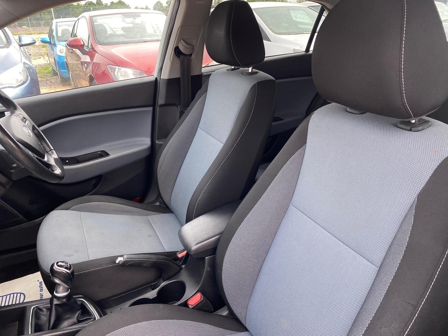 Used Hyundai i20 2015 for sale - 76626574: Photo 31