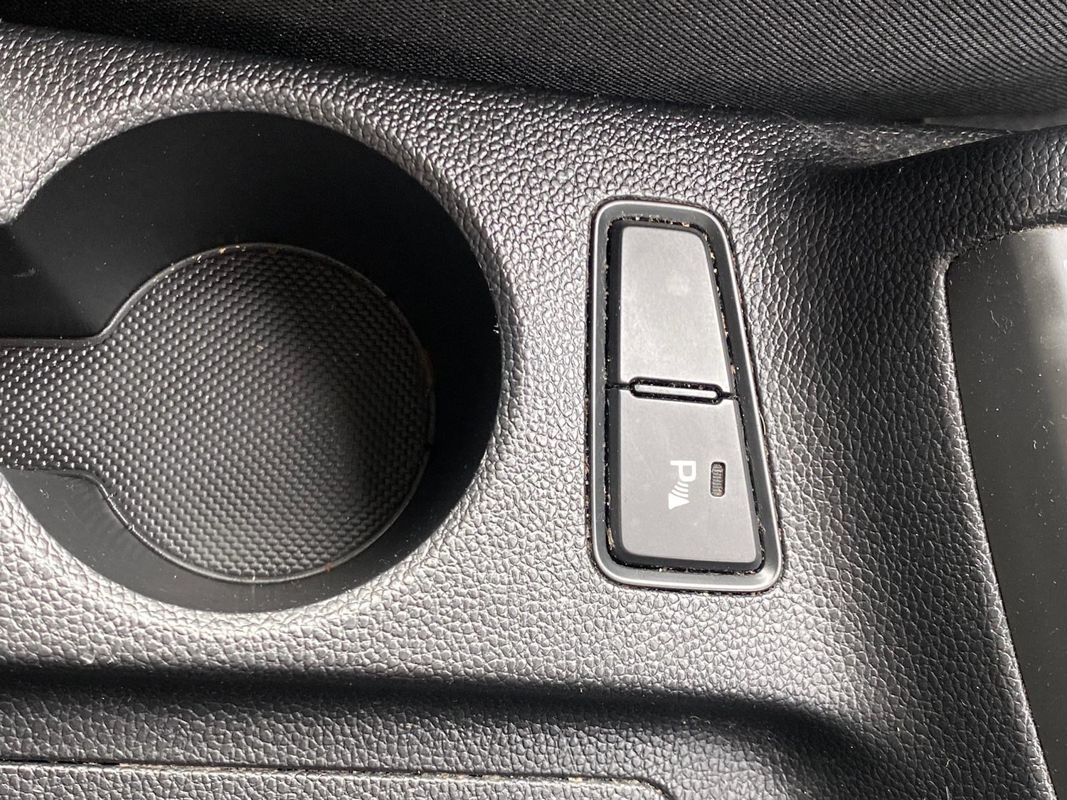 Used Hyundai i20 2015 for sale - 76626574: Photo 41