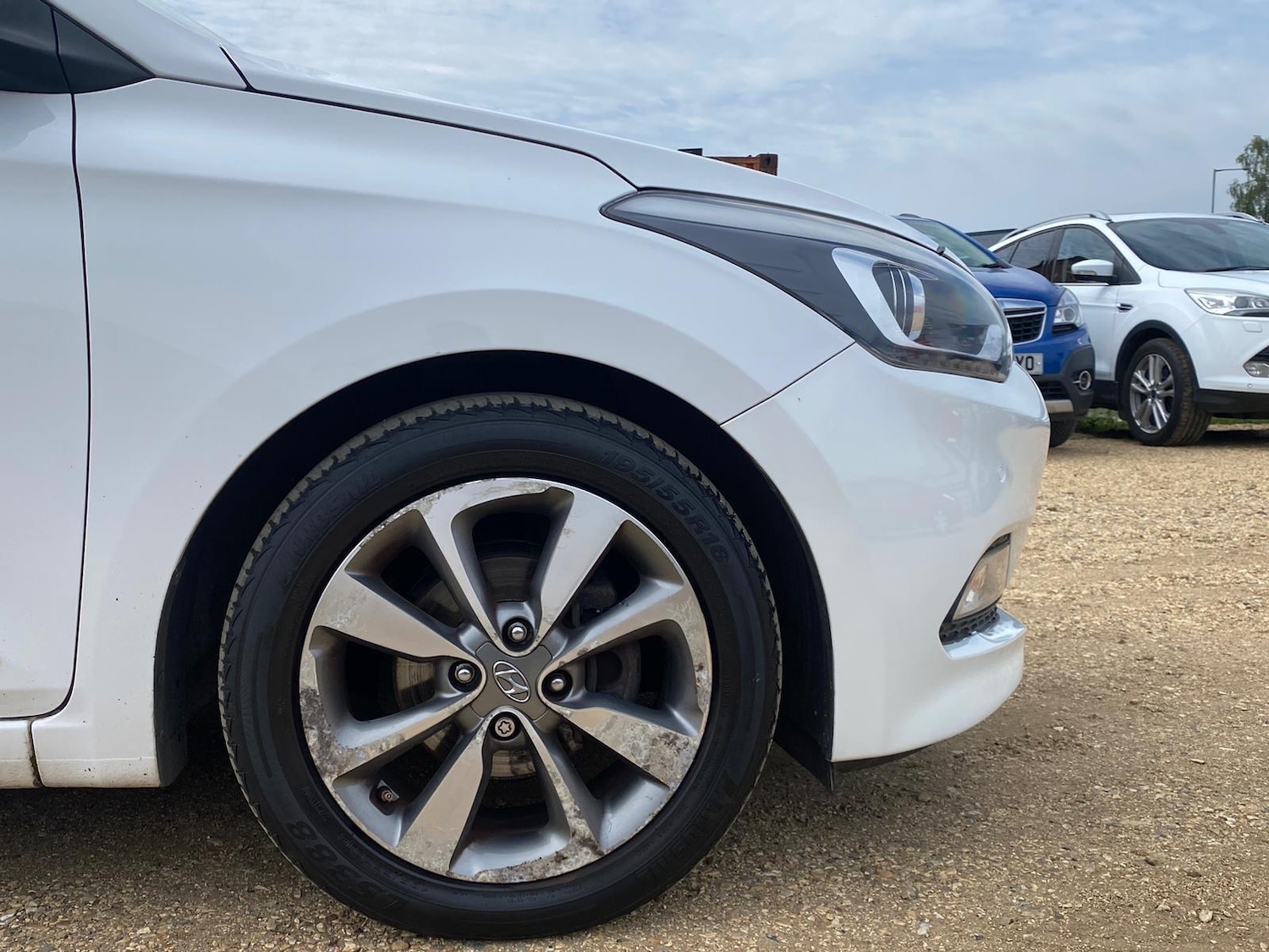 Used Hyundai i20 2015 for sale - 76626574: Photo 9