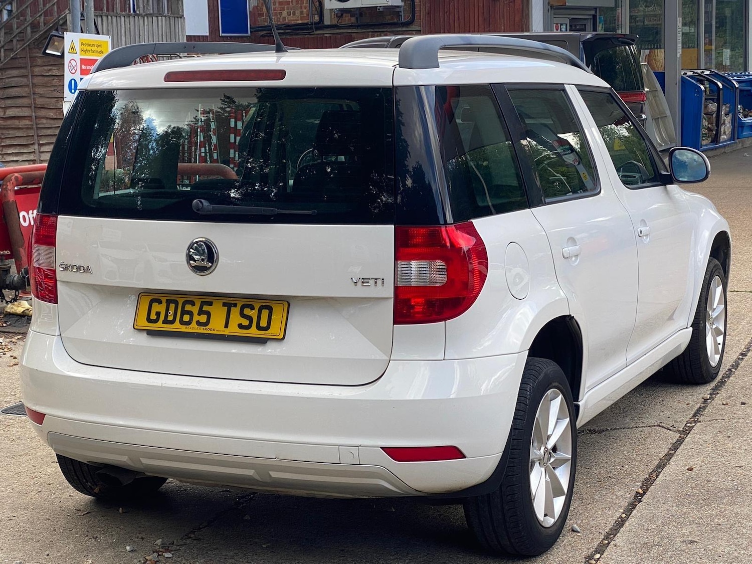 Used Skoda Yeti 2015 for sale - 77460036: Photo 6