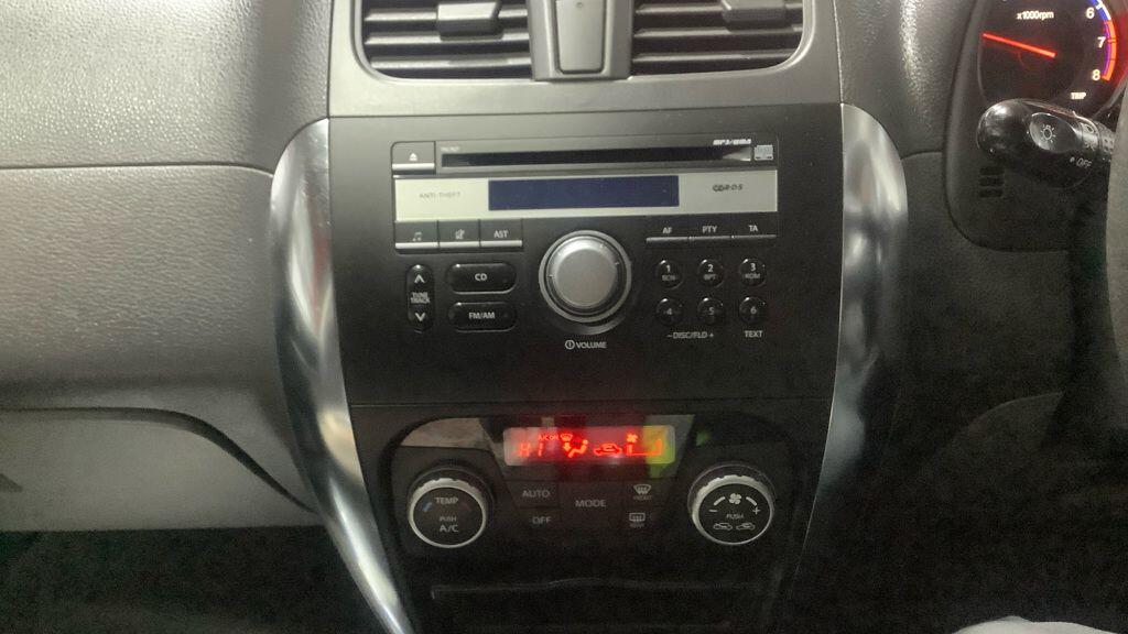 Used Suzuki SX4 2011 for sale - 77549809: Photo 11