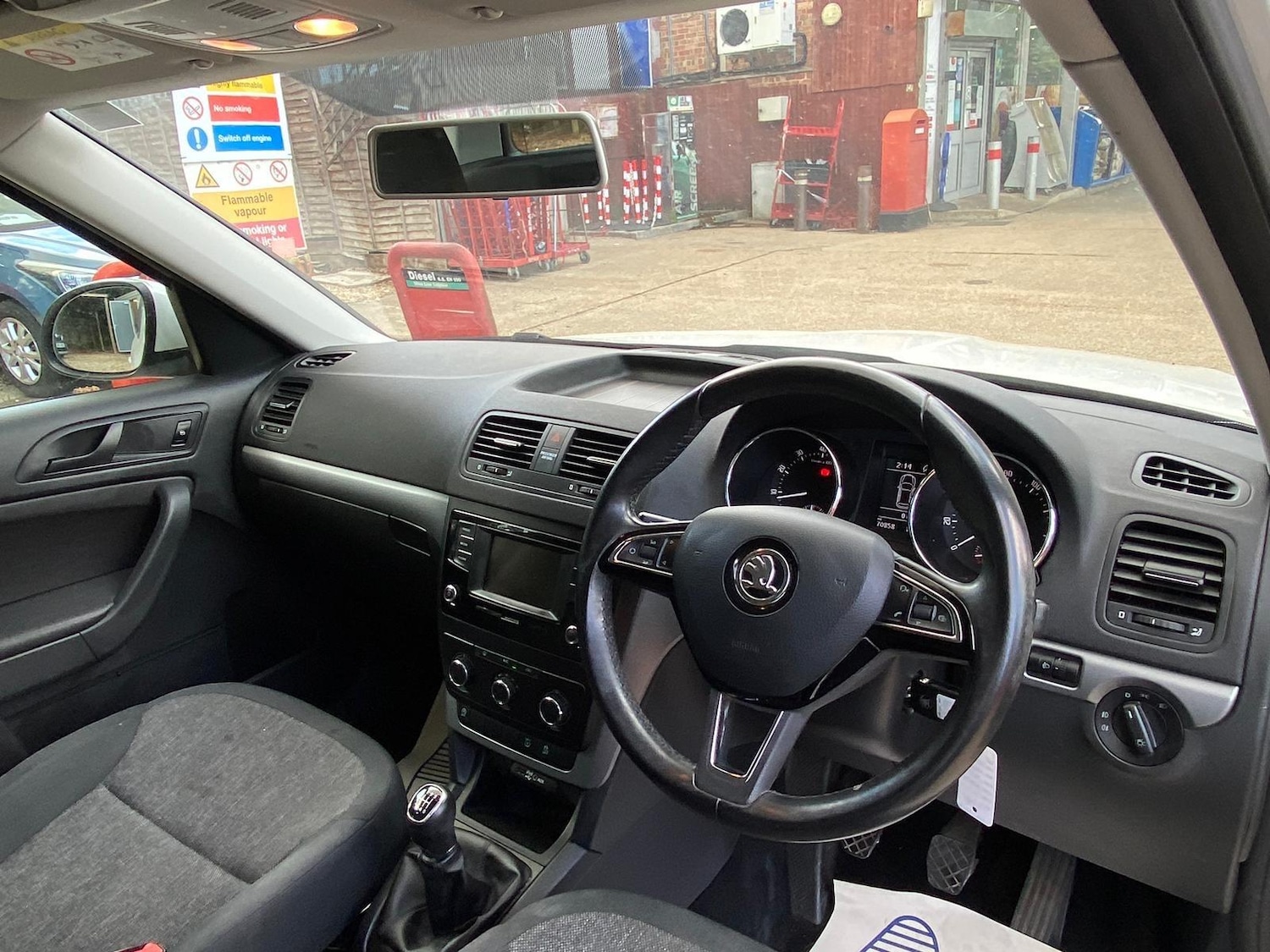 Used Skoda Yeti 2015 for sale - 77449864: Photo 13