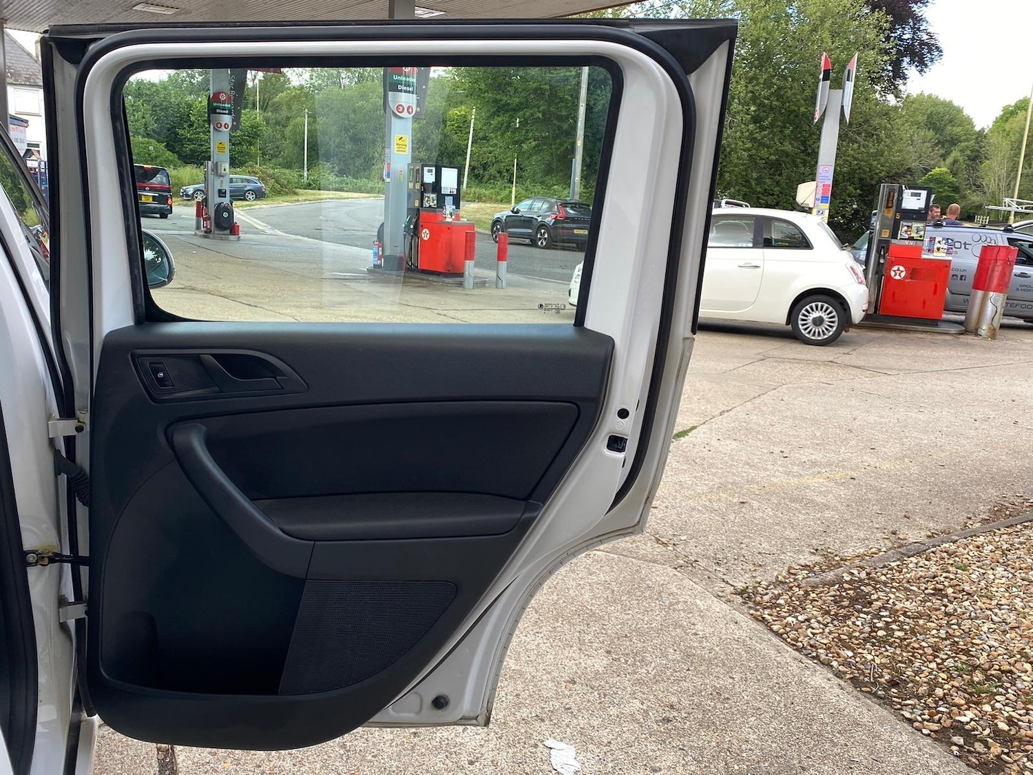 Used Skoda Yeti 2015 for sale - 77449864: Photo 36