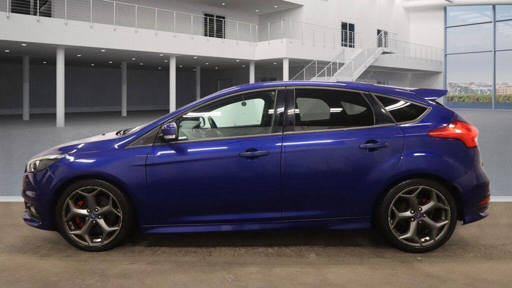 Used Ford Focus 2015 for sale - 77882212: Photo 5