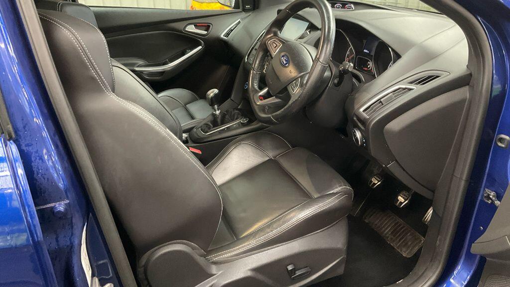 Used Ford Focus 2015 for sale - 77882212: Photo 8