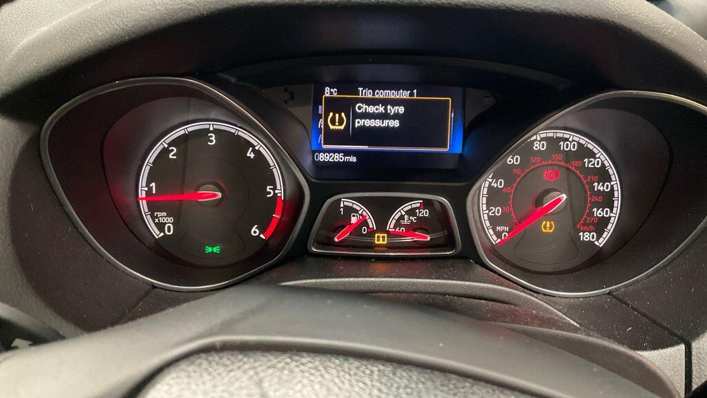 Used Ford Focus 2015 for sale - 77882212: Photo 9