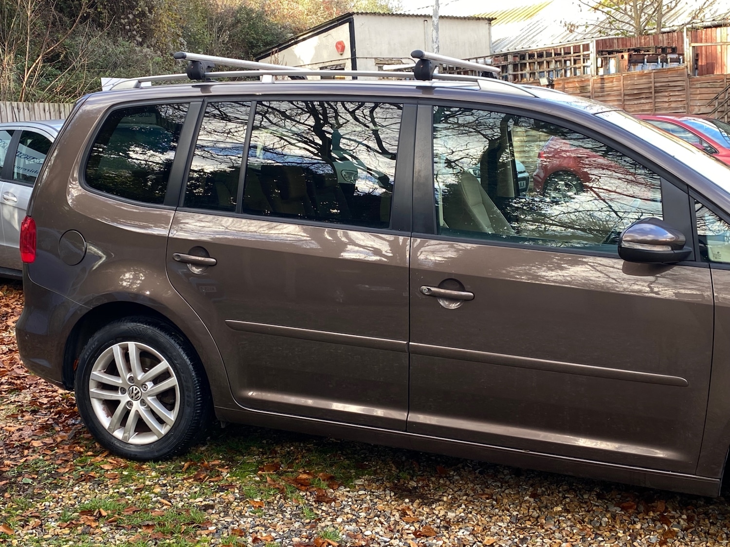 Used Volkswagen Touran 2011 for sale - 76652301: Photo 29