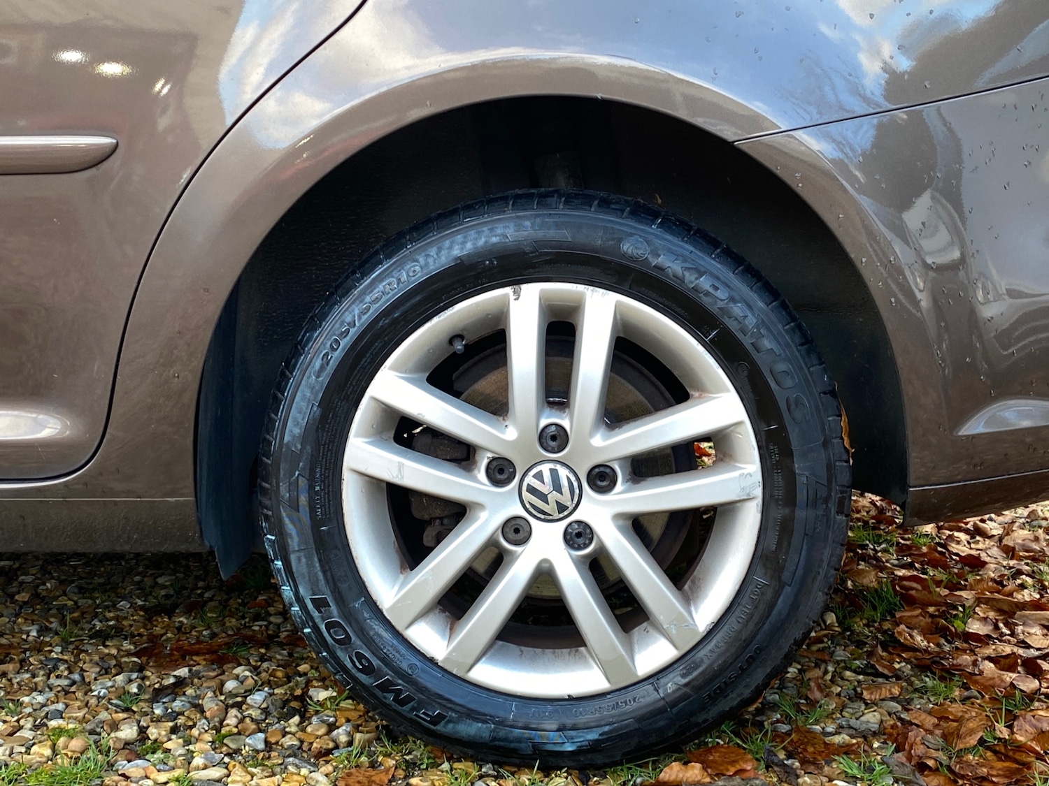 Used Volkswagen Touran 2011 for sale - 76652301: Photo 37