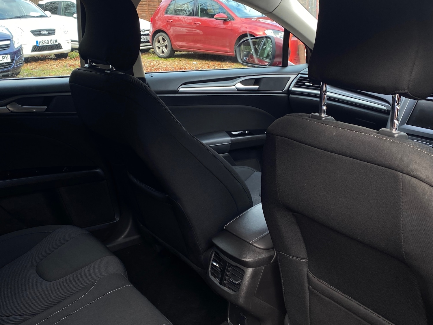 Used Ford Mondeo 2015 for sale - 76652743: Photo 33