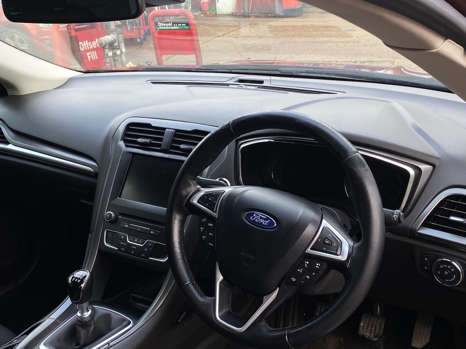 Used Ford Mondeo 2015 for sale - 76652743: Photo 38