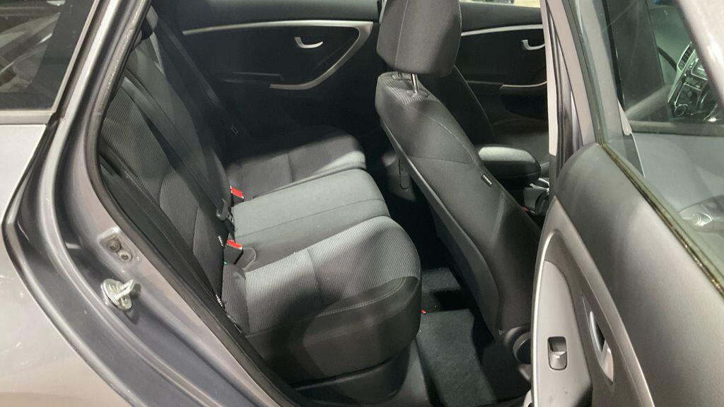 Used Hyundai i30 2012 for sale - 77510173: Photo 8