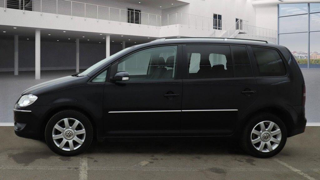 Used Volkswagen Touran 2009 for sale - 77478759: Photo 6