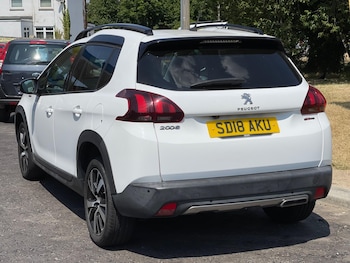 Used Peugeot 2008 2018 for sale - 79235990: Photo