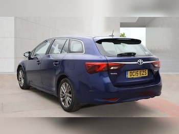 Used Toyota Avensis 2015 for sale - 78492708: Photo