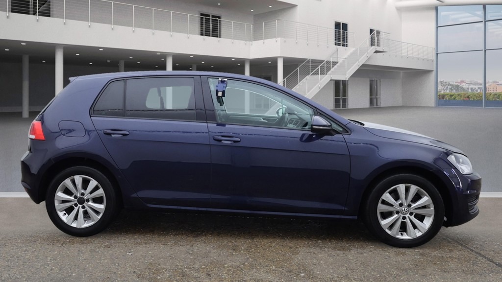 Used Volkswagen Golf 2014 for sale - 76830762: Photo 5