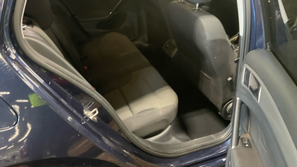 Used Volkswagen Golf 2014 for sale - 76830762: Photo 7