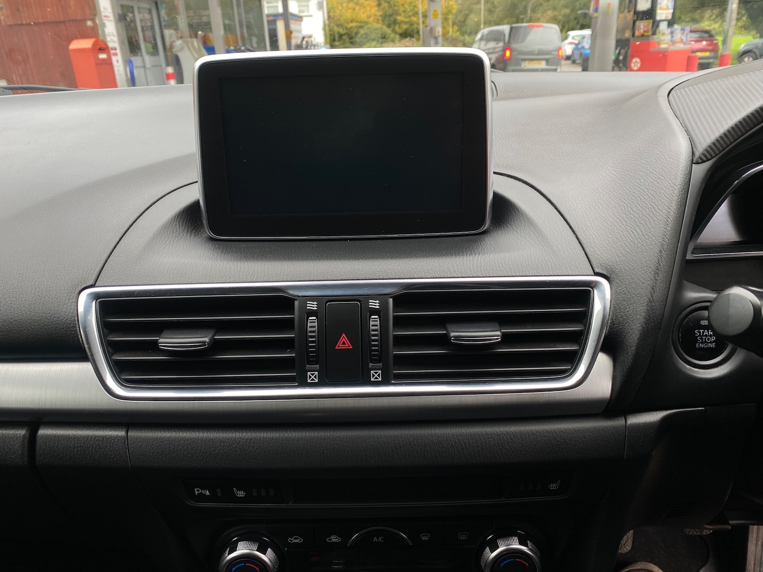 Used Mazda Mazda3 2015 for sale - 77449861: Photo 15