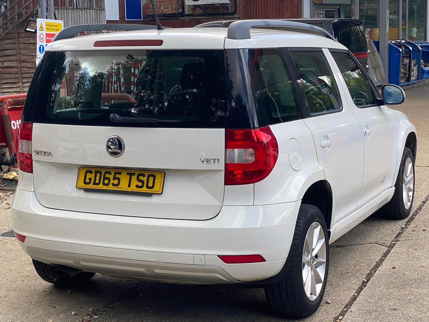 Used Skoda Yeti 2015 for sale - 77449863: Photo 19