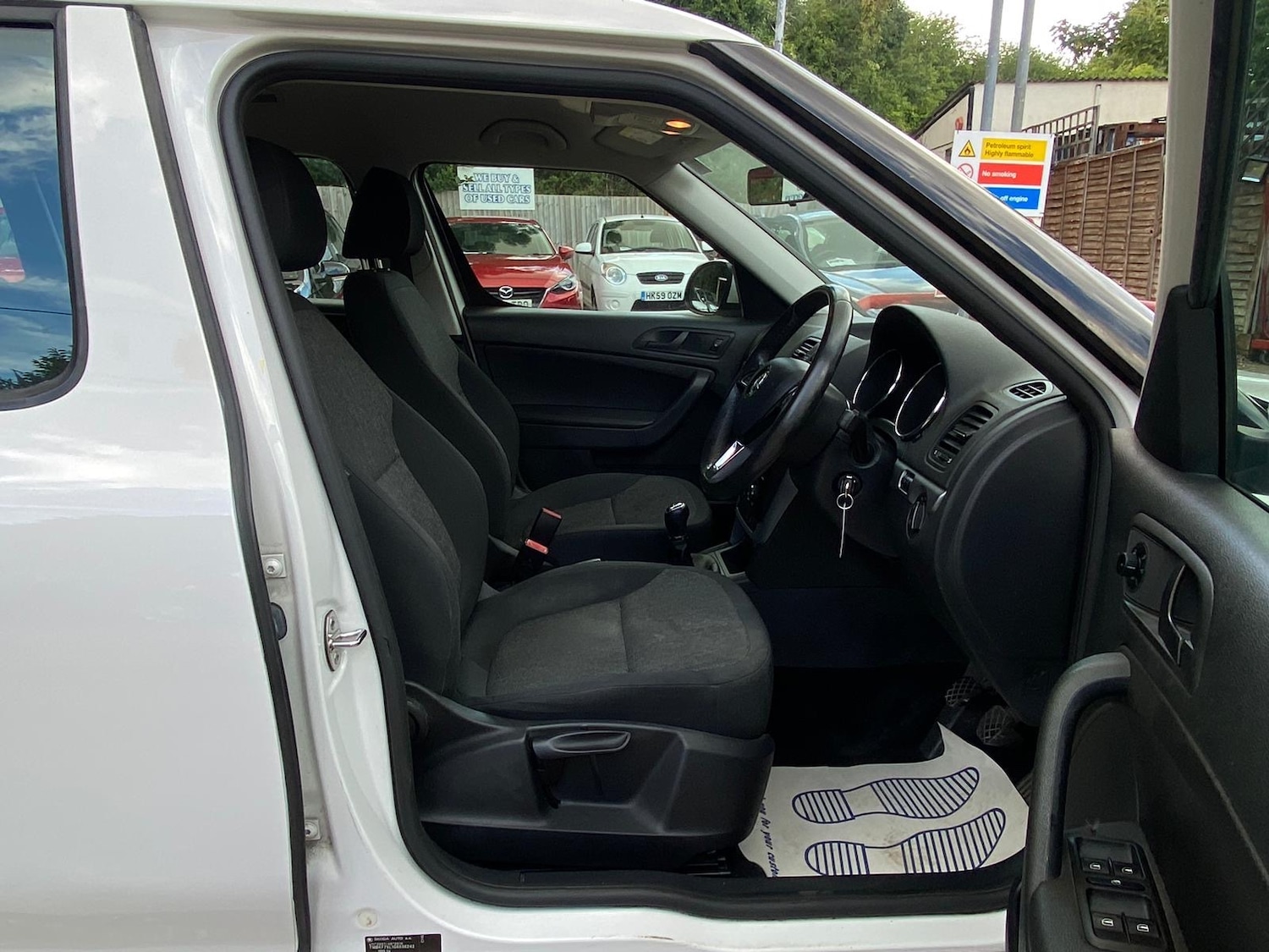 Used Skoda Yeti 2015 for sale - 77449863: Photo 28