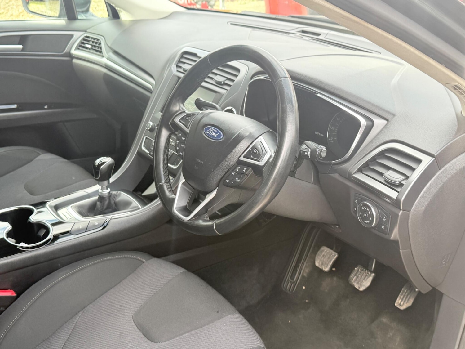 Used Ford Mondeo 2015 for sale - 77659070: Photo 12