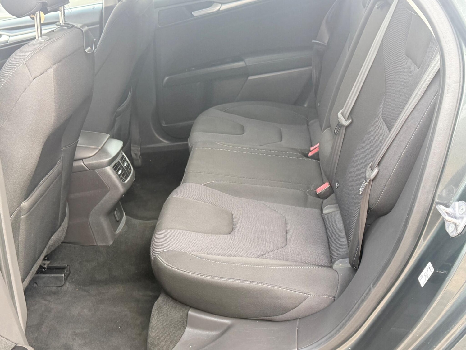 Used Ford Mondeo 2015 for sale - 77659070: Photo 16