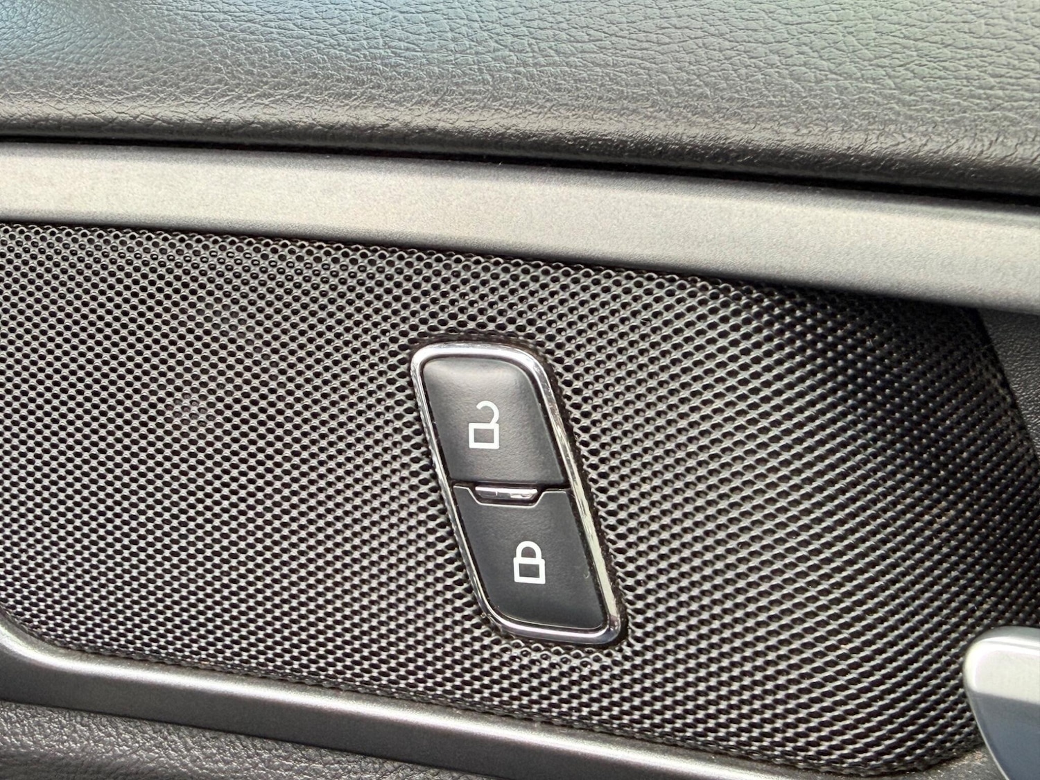 Used Ford Mondeo 2015 for sale - 77659070: Photo 18