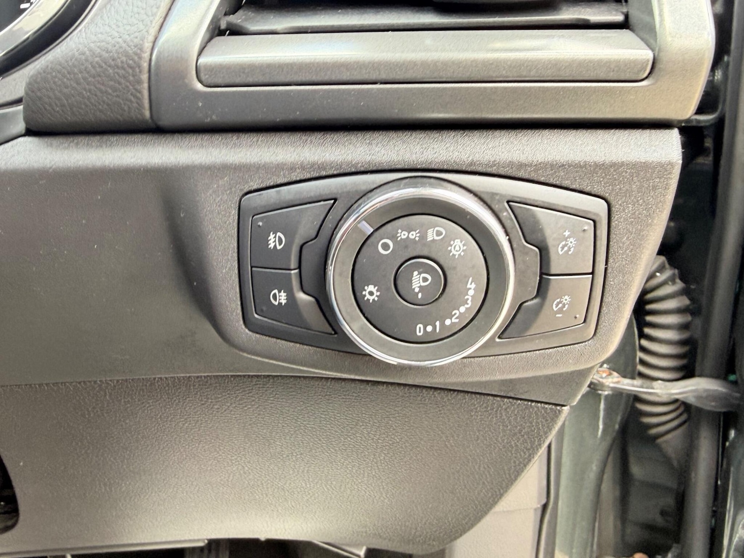 Used Ford Mondeo 2015 for sale - 77659070: Photo 19