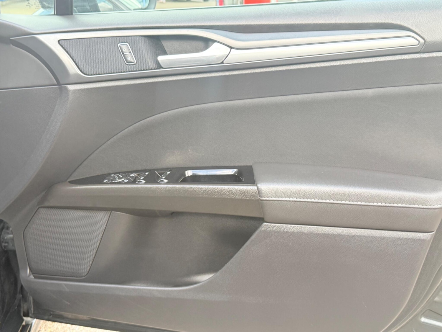 Used Ford Mondeo 2015 for sale - 77659070: Photo 20