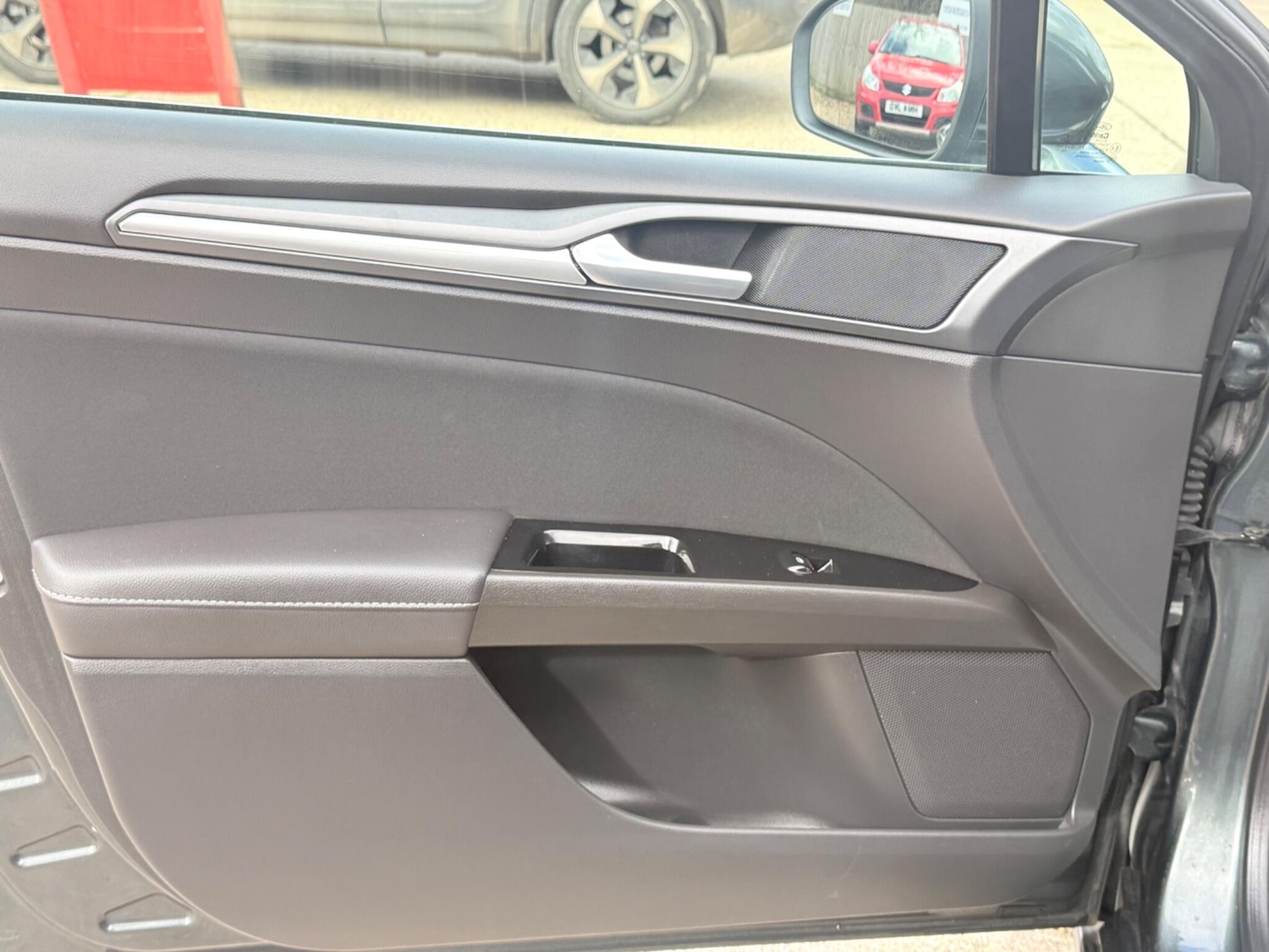 Used Ford Mondeo 2015 for sale - 77659070: Photo 21