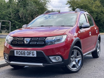 Used Dacia Sandero Stepway 2018 for sale - 79049143: Photo