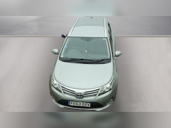 Used Toyota Avensis 2013 for sale - 78934593: Photo
