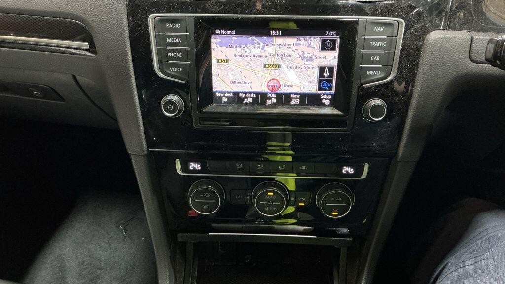 Used Volkswagen Golf for sale - 77537523: Photo 9