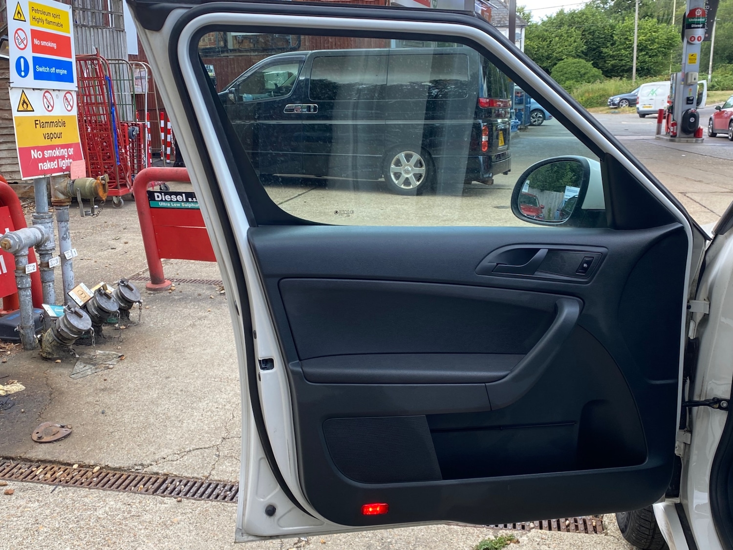 Used Skoda Yeti 2015 for sale - 76652285: Photo 16