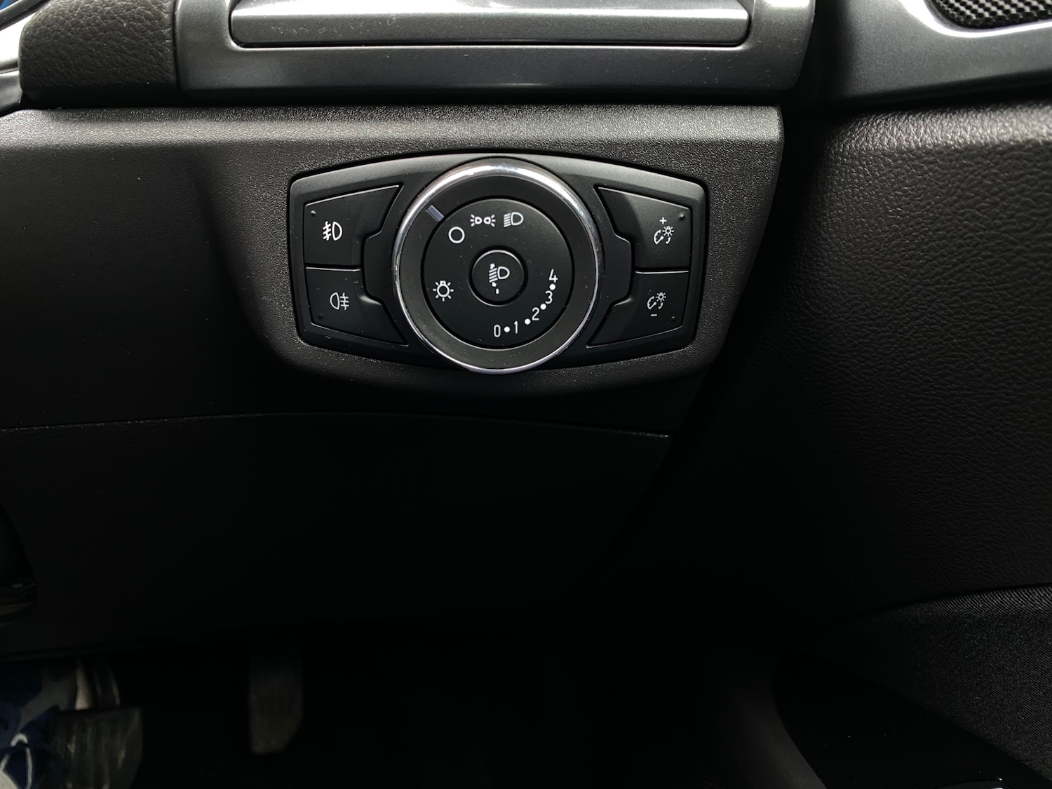 Used Ford Mondeo 2017 for sale - 76652758: Photo 42