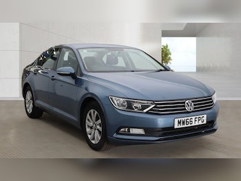 Used Volkswagen Passat 2016 for sale - 79247636: Photo