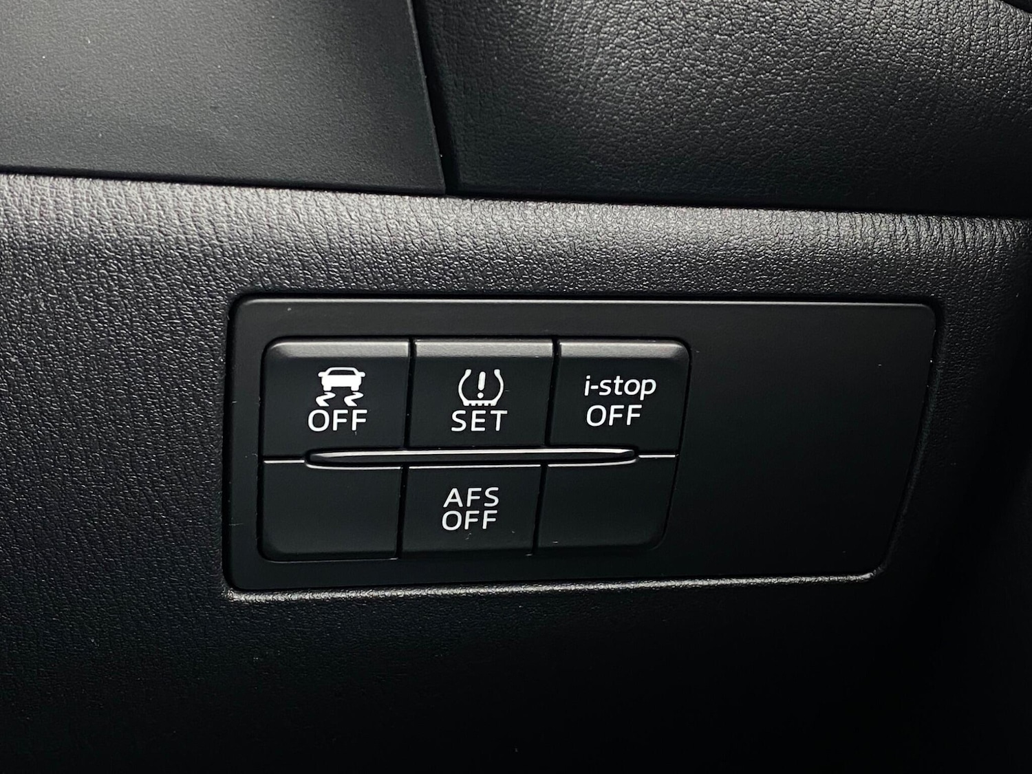 Used Mazda Mazda3 2015 for sale - 77449875: Photo 24