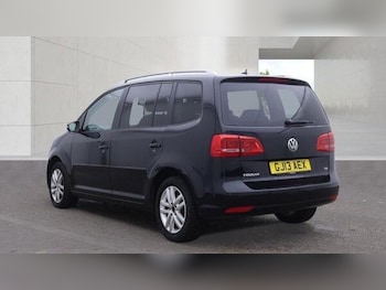 Used Volkswagen Touran 2013 for sale - 79543961: Photo