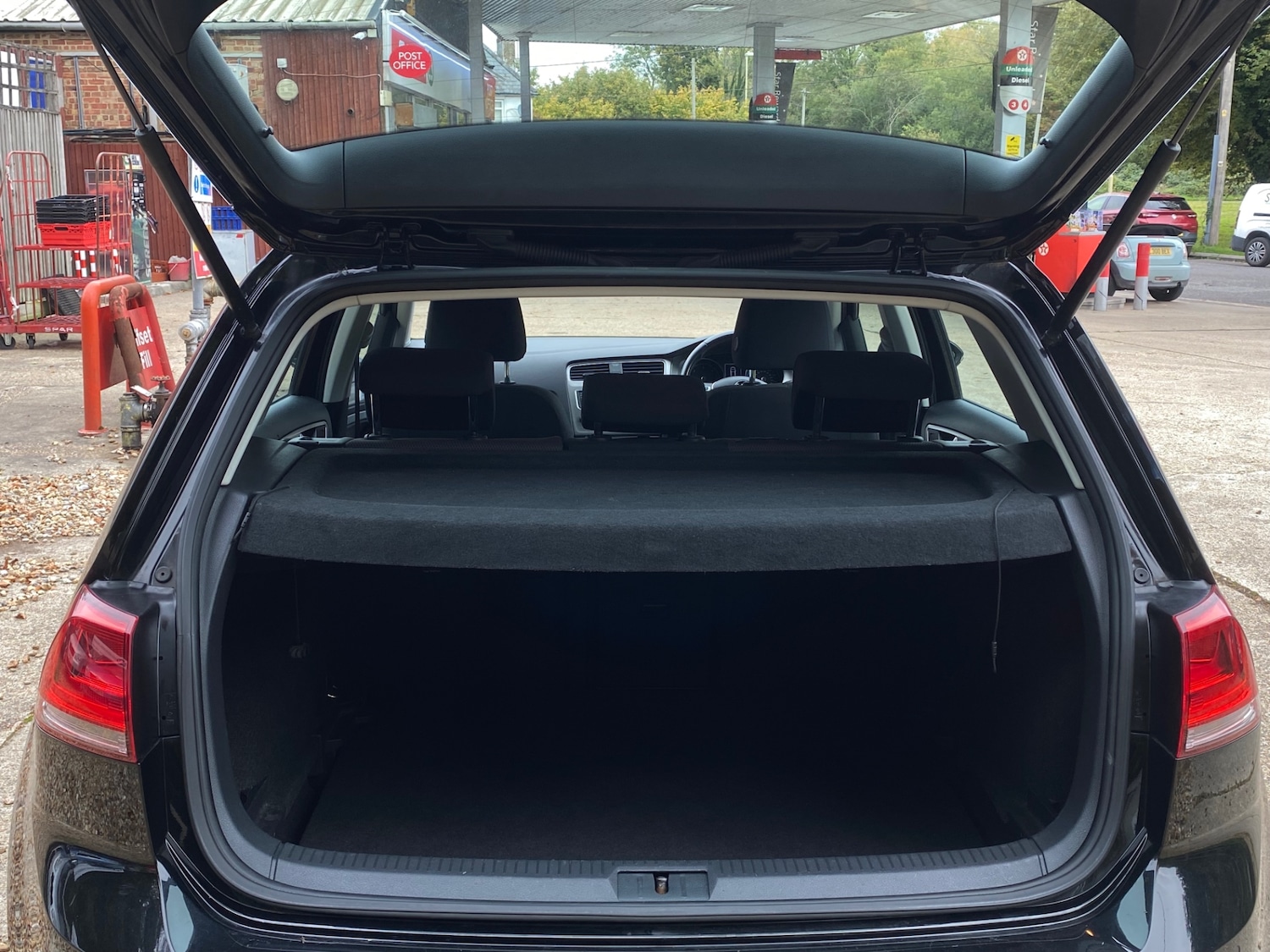 Used Volkswagen Golf 2015 for sale - 76651322: Photo 29