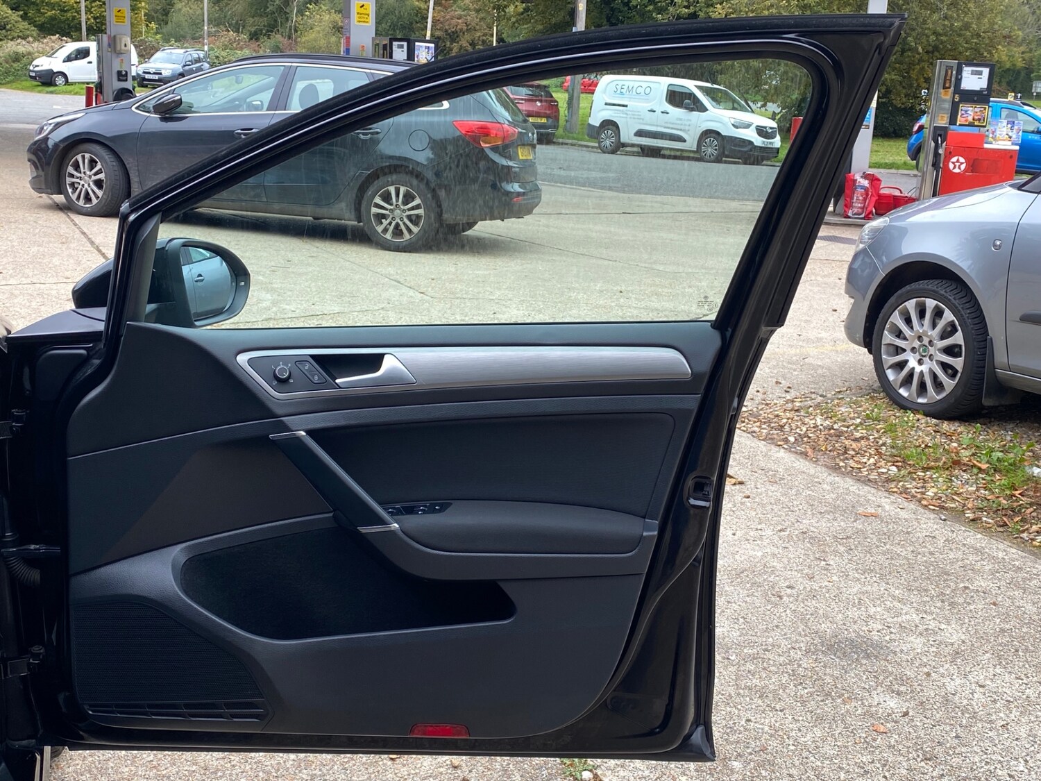 Used Volkswagen Golf 2015 for sale - 76651322: Photo 9