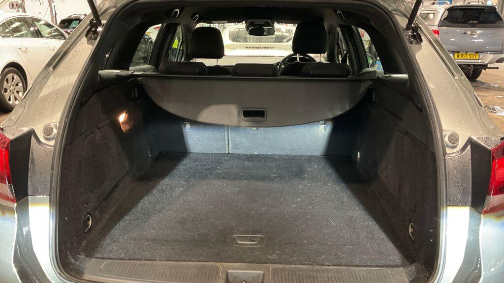 Used Vauxhall Astra 2017 for sale - 77852912: Photo 8