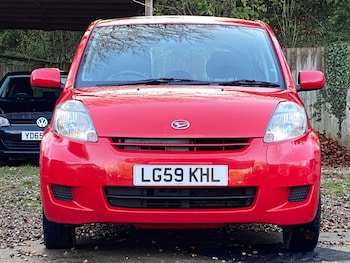 Used Daihatsu Sirion 2010 for sale - 76650298: Photo