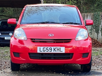 Used Daihatsu Sirion 2010 for sale - 76650298: Photo