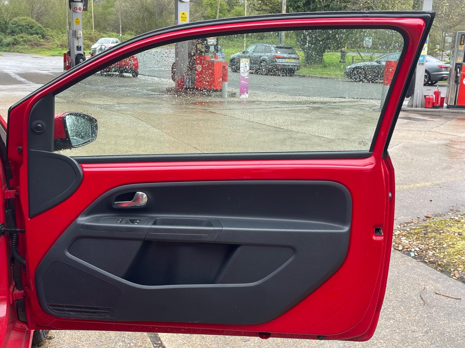 Used Volkswagen up! 2017 for sale - 77460034: Photo 11