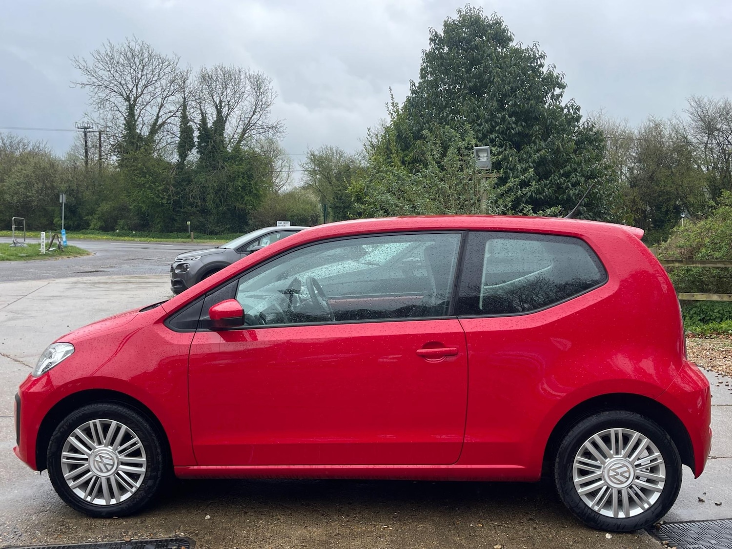 Used Volkswagen up! 2017 for sale - 77460034: Photo 8