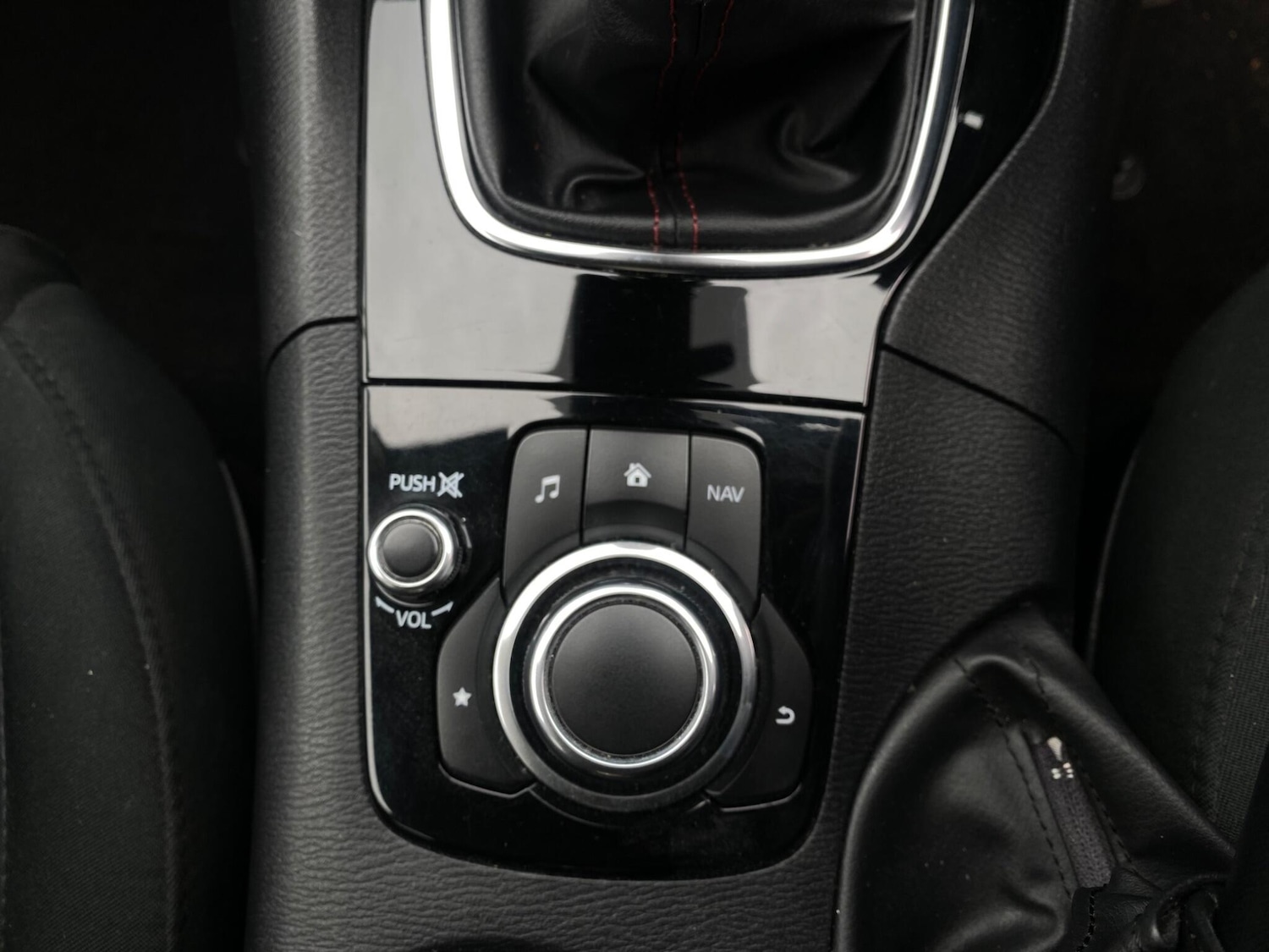 Used Mazda Mazda3 2015 for sale - 77460035: Photo 18