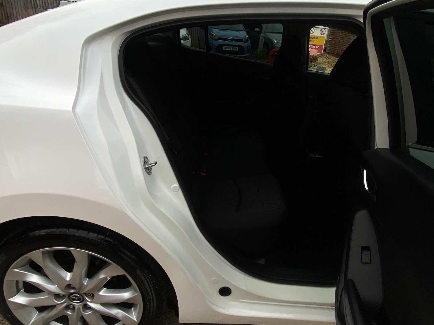 Used Mazda Mazda3 2015 for sale - 77460035: Photo 45