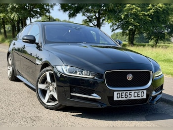 Used Jaguar XE 2015 for sale - 79463584: Photo