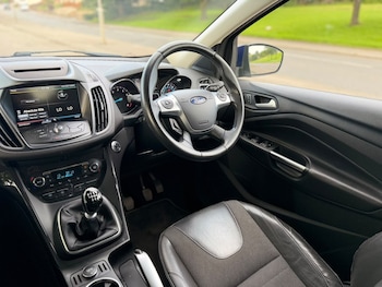 Used Ford Kuga 2015 for sale - 79551912: Photo